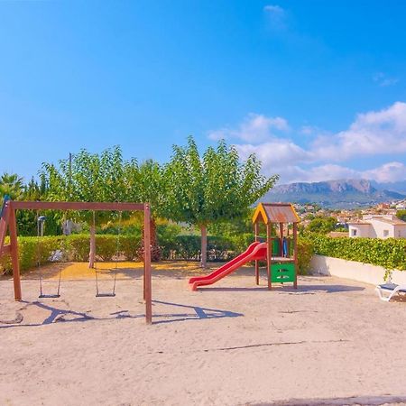 Villas Guzman Margaret Калпе Екстериор снимка