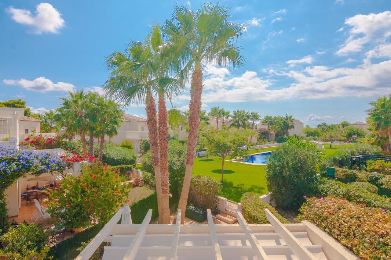 Villas Guzman Margaret Калпе Екстериор снимка