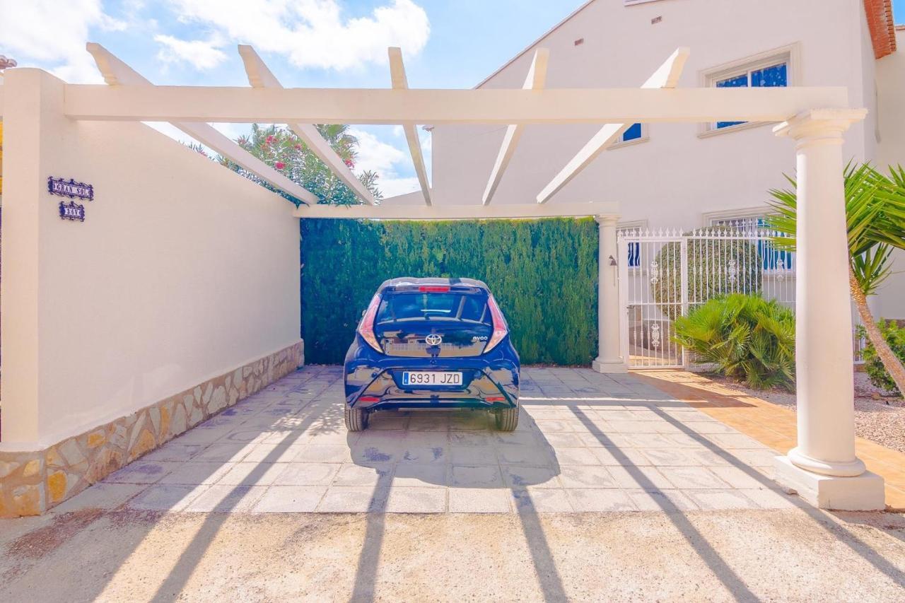 Villas Guzman Margaret Калпе Екстериор снимка
